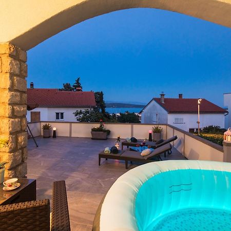 Apartment Tara With Seaview Krk Town Buitenkant foto