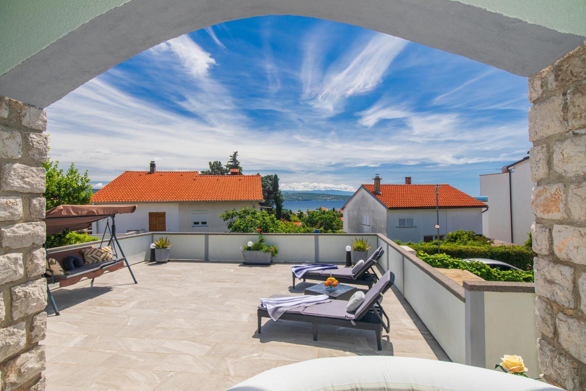 Apartment Tara With Seaview Krk Town Buitenkant foto